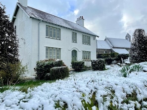 Exterior - Ty Mawr Farm (Llanfairpwllgwyngyll)