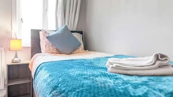 2 bedrooms, individually decorated, individually furnished, free WiFi