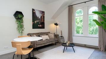 Apartment | Living area