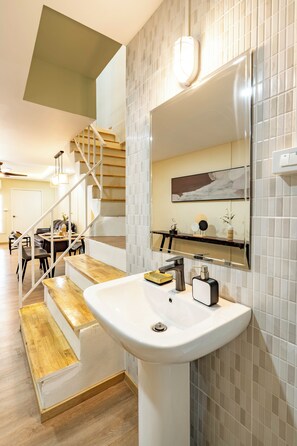Interior - Zen Haus, Newly Furbished Home in Bangkok, 7 min walk to BTS Onnut (Krung Thep Maha Nakhon)