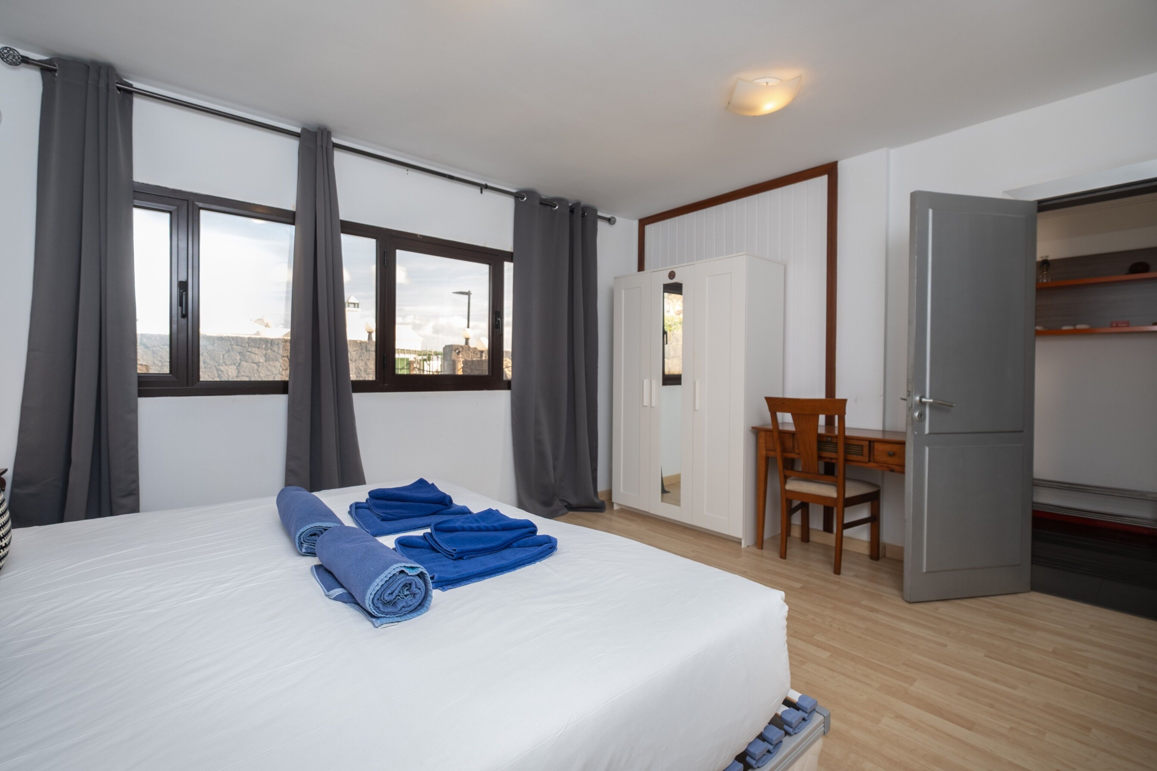 6 Schlafzimmer, Bügeleisen/Bügelbrett, WLAN, Bettwäsche