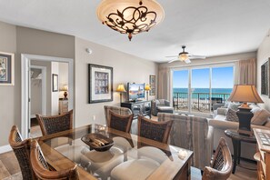 Interior - 🏖️Gulf-Front Views-FREE Beach Svc-Pool-Steps to the Beach-Summer Place 303🏖️ (Fort Walton Beach)
