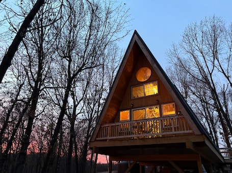 Exterior. A Frame Cabin In The Woods