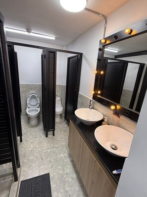 ห้องคอมฟอร์ทพักรวม