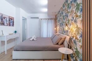 1 habitación, tabla de planchar con plancha, wifi y ropa de cama 