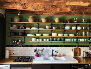 Private kitchen - Charming house with garden in the quiet Causses du Quercy Natural Park-4 pers (Sénaillac-Lauzès)