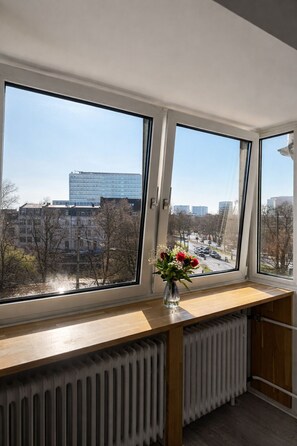 Comfort Room, City View | Interior - Metropolitan Stay (Düsseldorf)