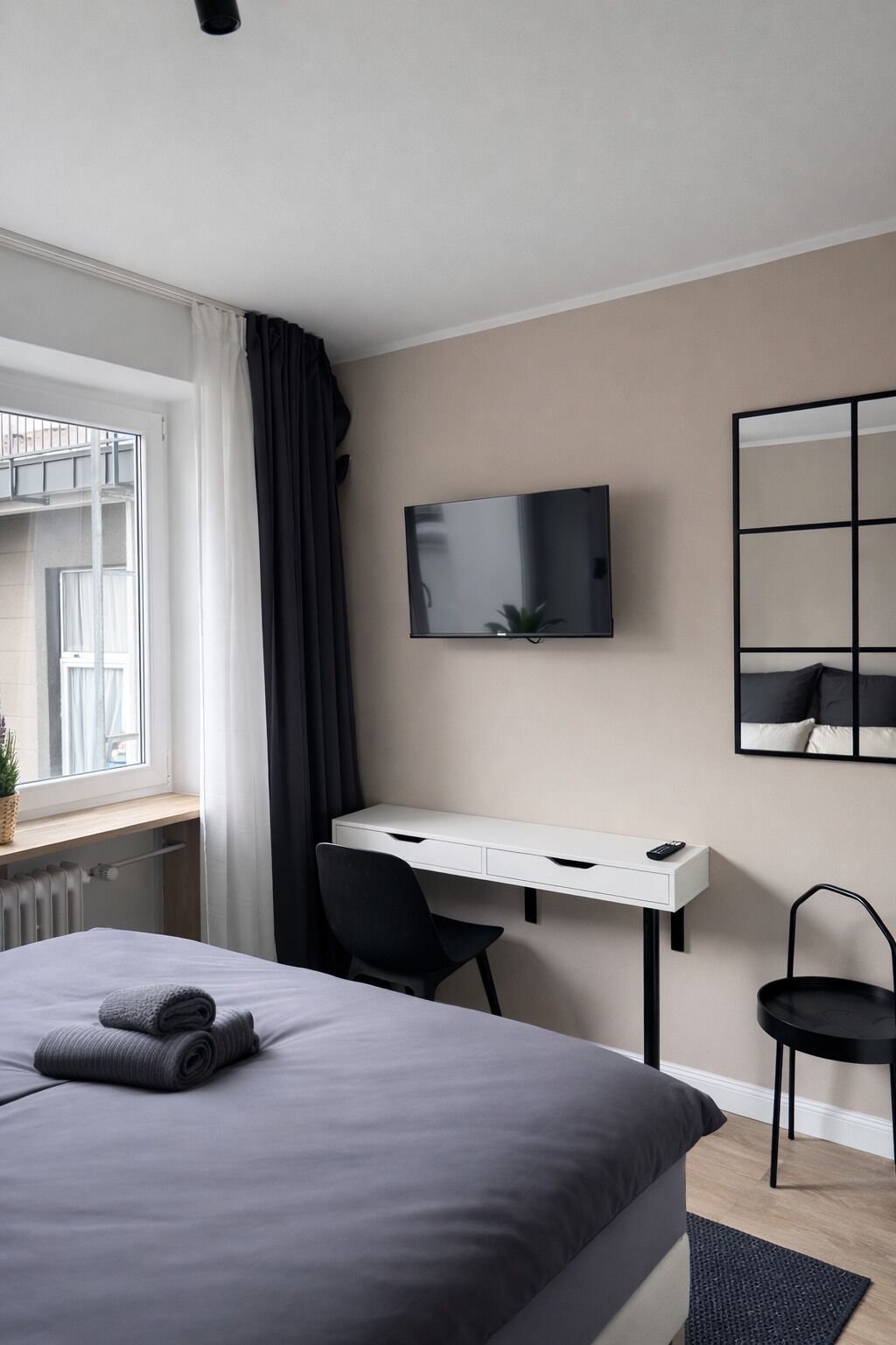 Comfort Room, Garden View
