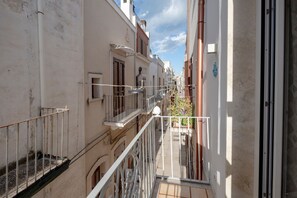 Nicht klassifiziertes Bild, 2 von 19, Schaltfläche