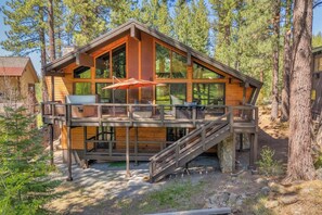 Terrace/patio - Golf Course Luxury Retreat at Northstar  (12th Tee) - TLUXP (Truckee)