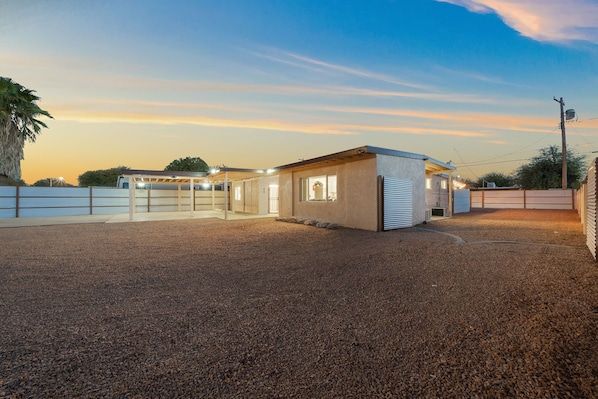 Family House, Pets allowed | Exterior