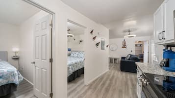 Family House, Pets Allowed