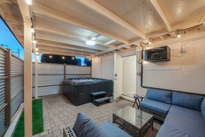 Family House, 3 Bedrooms, Pets allowed | Terrace/patio