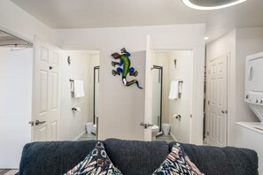 Casa familiar, se aceptan mascotas | Interior
