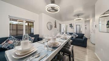 Family House, Pets Allowed | Dining