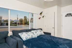 Family House, 3 Bedrooms, Pets allowed