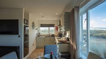 Oppvaskmaskin og kjøkkenutstyr