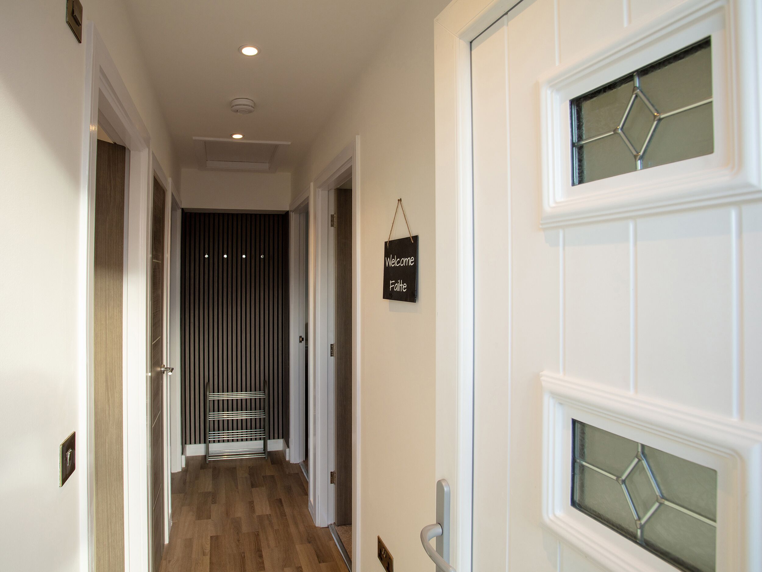 المنشأة من الداخل