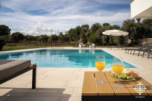 Seasonal outdoor pool - Villa Sunset Escape (Solarino)