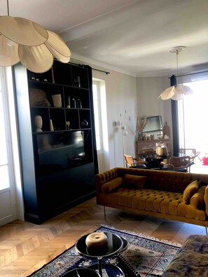 Nicht klassifiziertes Bild, 3 von 17, Schaltfläche