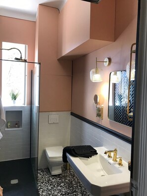 Nicht klassifiziertes Bild, 4 von 17, Schaltfläche