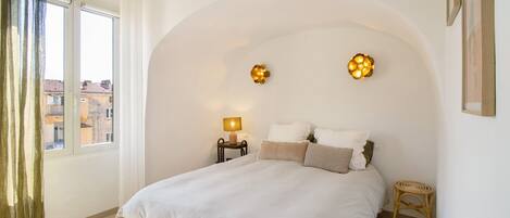 2 chambres, fer et planche Ă repasser, Wi-Fi, literie fournie