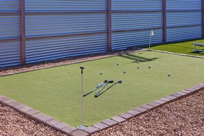 Family House, 3 Bedrooms, Non Smoking, Pets allowed | Property grounds