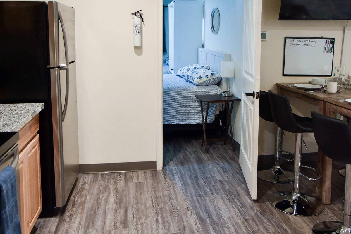 Family House, Pets allowed