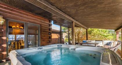 Dreamy Lakeview Log Cabin in Lake Ariel w/ Hot Tub, Game Room & Fire Pit