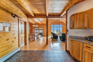 Uklassifisert bilde, 2 av 106, knapp