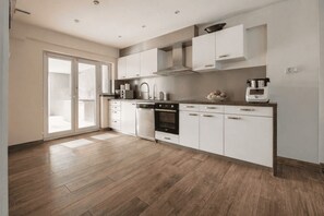 Fridge, microwave, oven, dishwasher