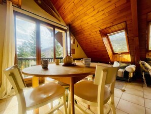 Dining - Ski nest with large balcony (La Salle-les-Alpes)