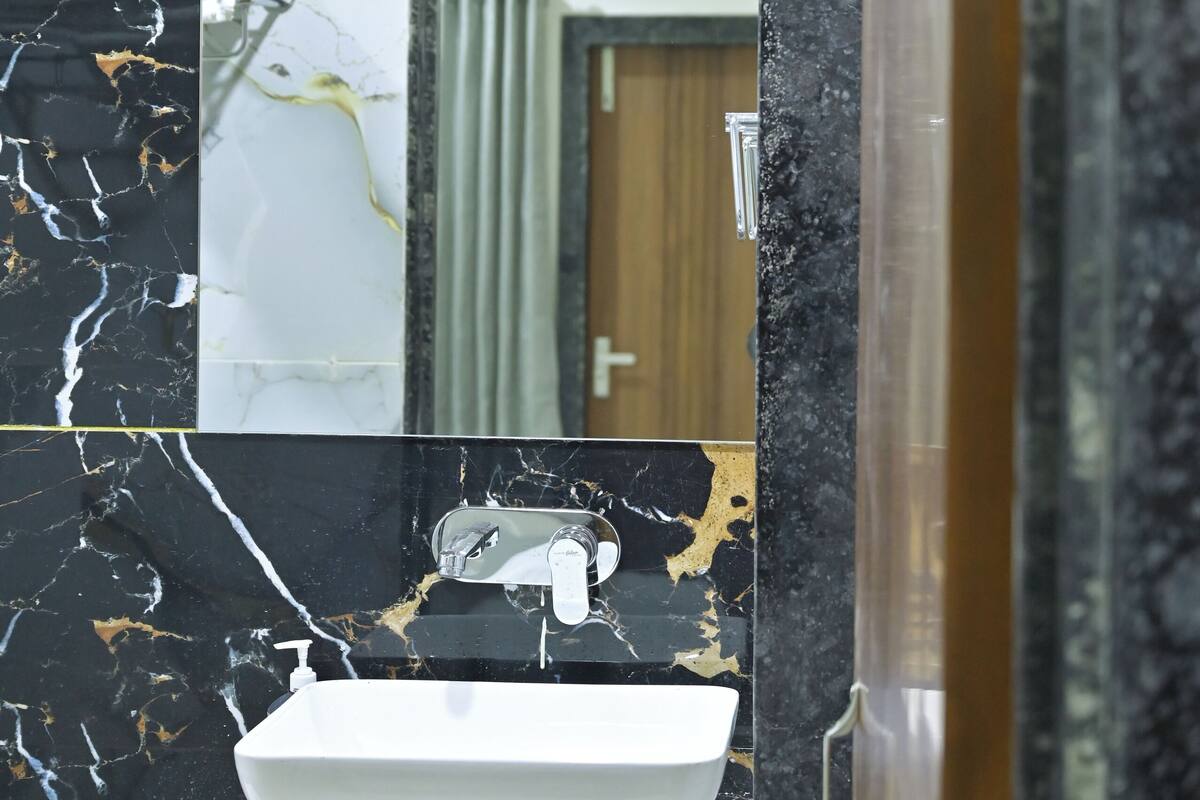 Chambre Double Deluxe, balcon | Salle de bain