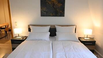 1 Schlafzimmer, Bügeleisen/Bügelbrett, Reisekinderbett, kostenloses WLAN