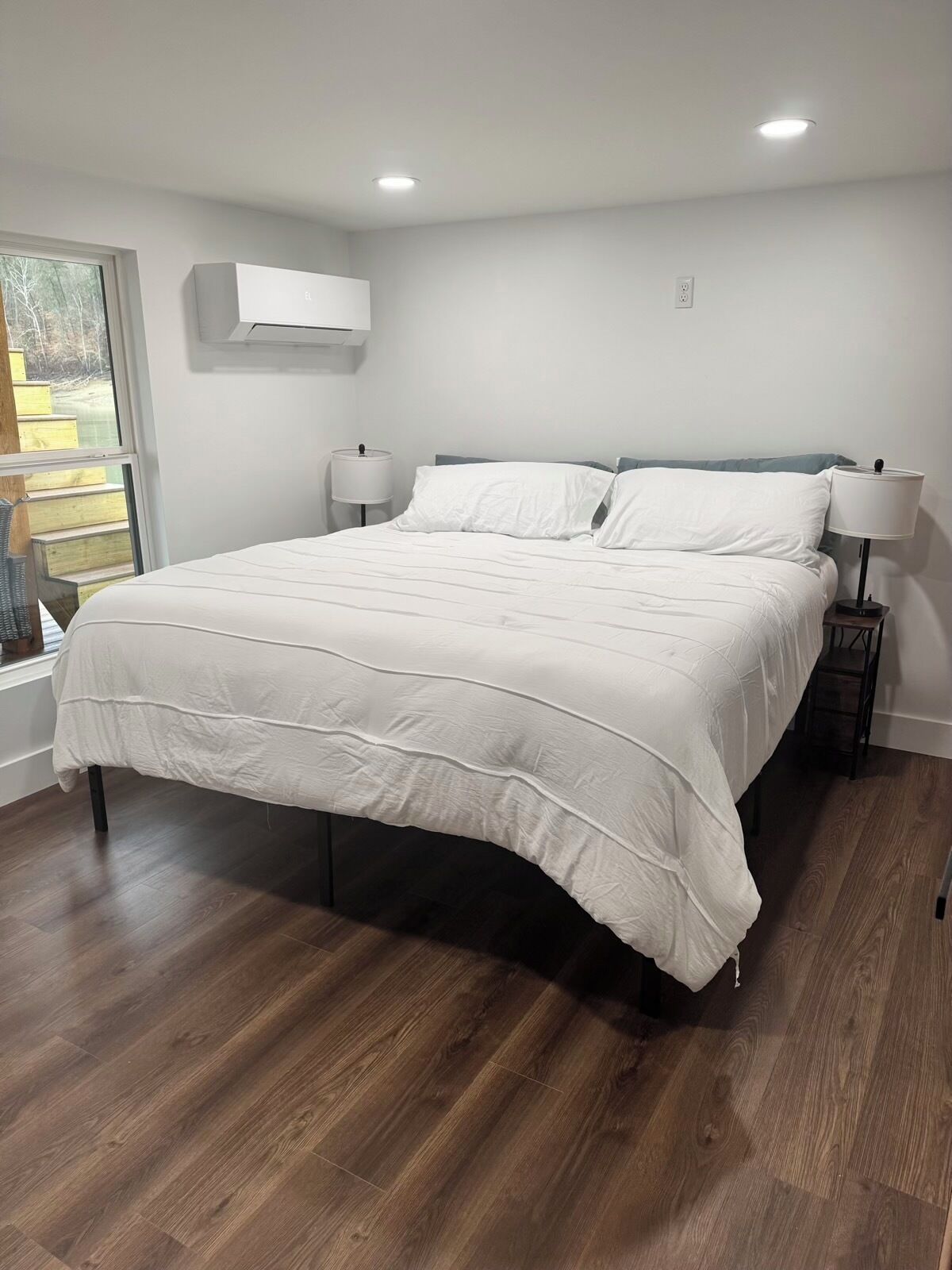 6 soverom, internettilgang og sengetøy