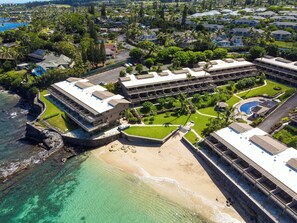 Exterior - Oceanview Oasis at Kahana Sunset – Beachfront (Lahaina)