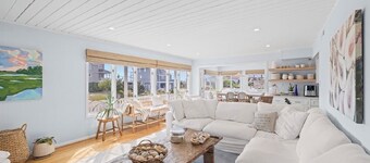 Oceanview beach cottage with heated pool an hot tub