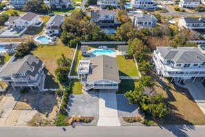 Exterior - Oceanview beach cottage with pool and hot tub (Virginia Beach)