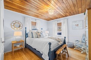 4 bedrooms