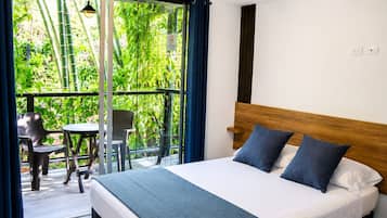 Blackout drapes, iron/ironing board, free WiFi, bed sheets