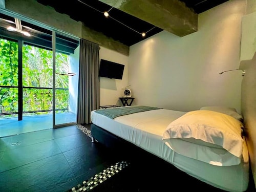 Carriqui Underground 