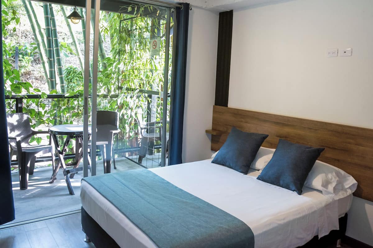 Blackout drapes, iron/ironing board, free WiFi, bed sheets