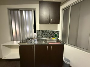 Classic Studio | Blackout curtains, iron/ironing board, free WiFi, bed sheets - Carriqui Underground  (Pereira)