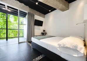 Blackout drapes, iron/ironing board, free WiFi, bed sheets - Carriqui Underground (Pereira)