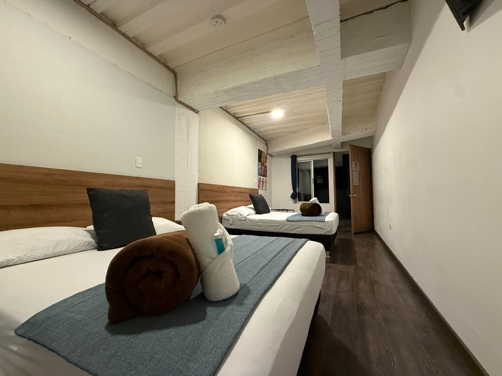 家庭四人房 | 遮光布/窗簾、熨斗/熨衣板、免費無線上網、床單