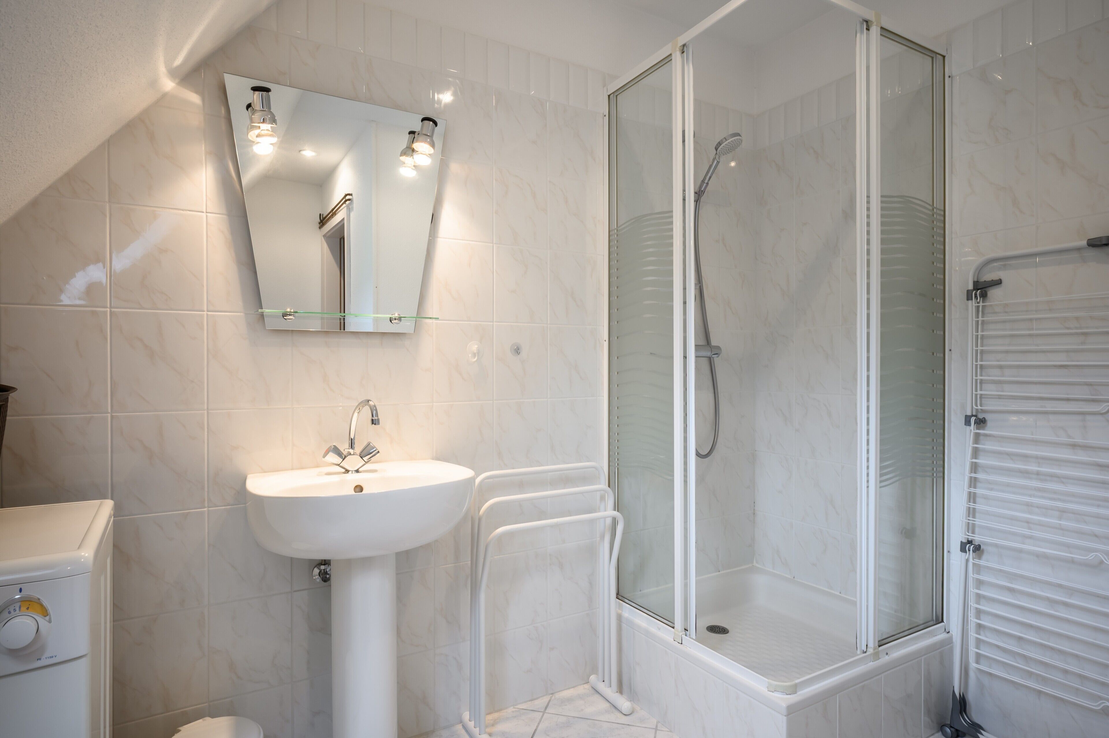 Douche, serviettes fournies