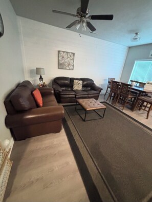 Living area - Trails, skiing, biking, hiking, and more! (Cedar City)