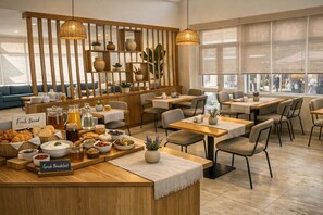 Dining - Hotel Simos (Mitikas)