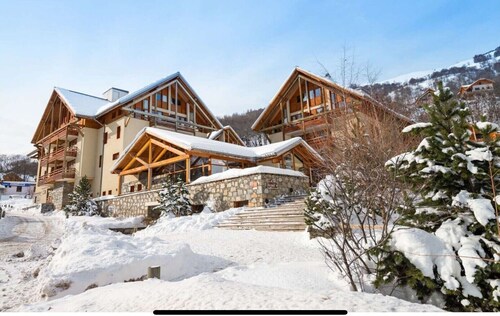 Maison de vacances 'Appart Lagrange Cosy Ski aux pieds' avec vue montagne, balcon et Wi-Fi