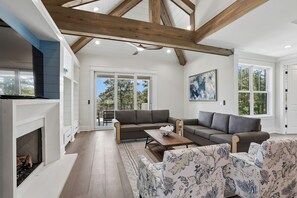 TV - 13 Bradley Circle ~ Brand New Multi Family Beach Home! (Hilton Head Island)